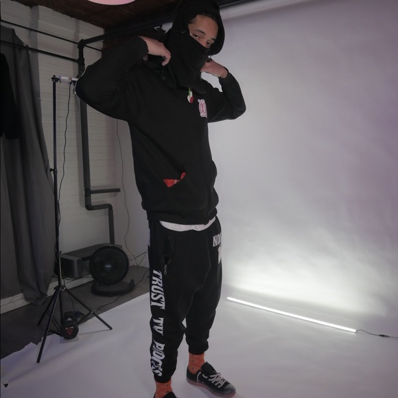 Noom - Picture 4 of 4